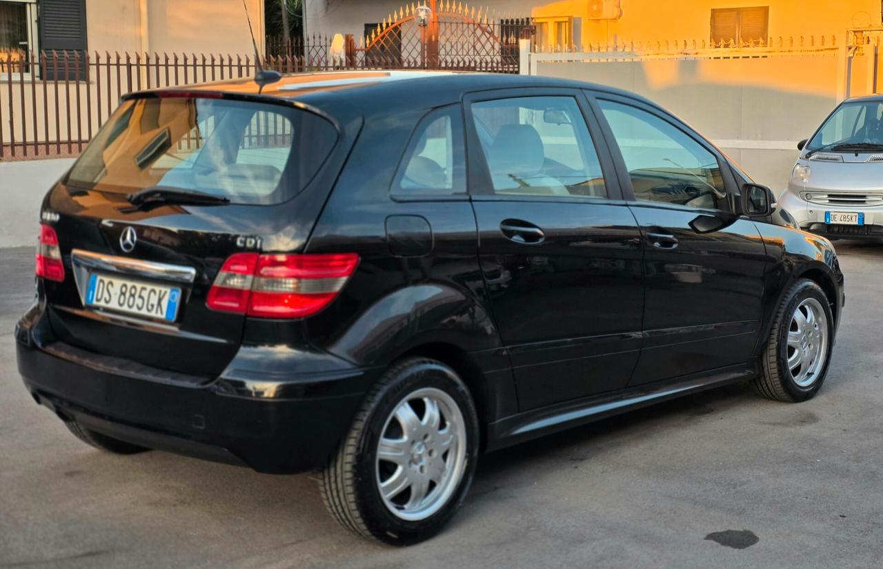Mercedes-benz B 180 CDI