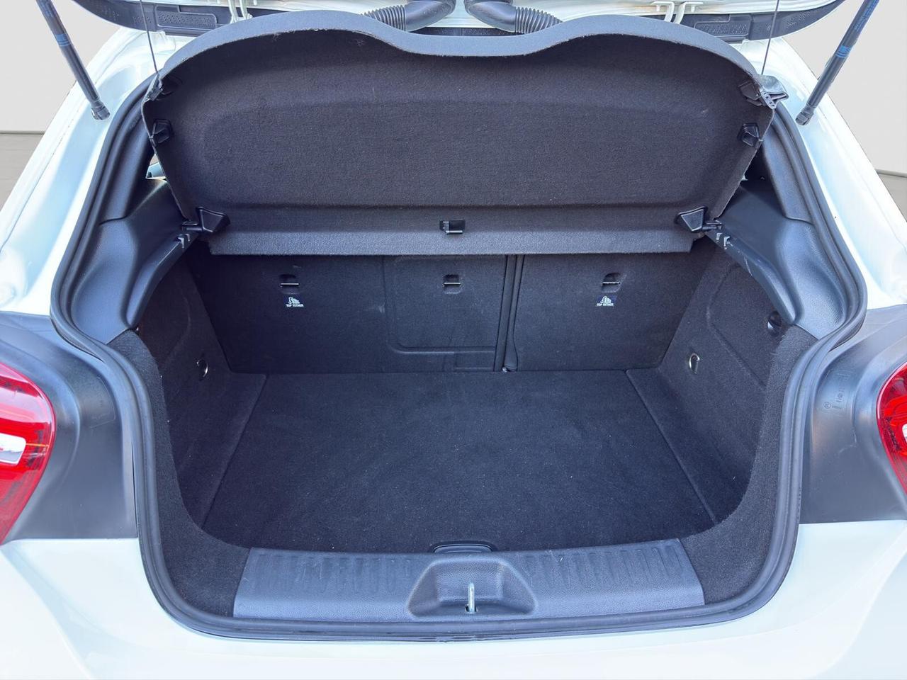 Mercedes-benz A 180 d Sport automatica 2018