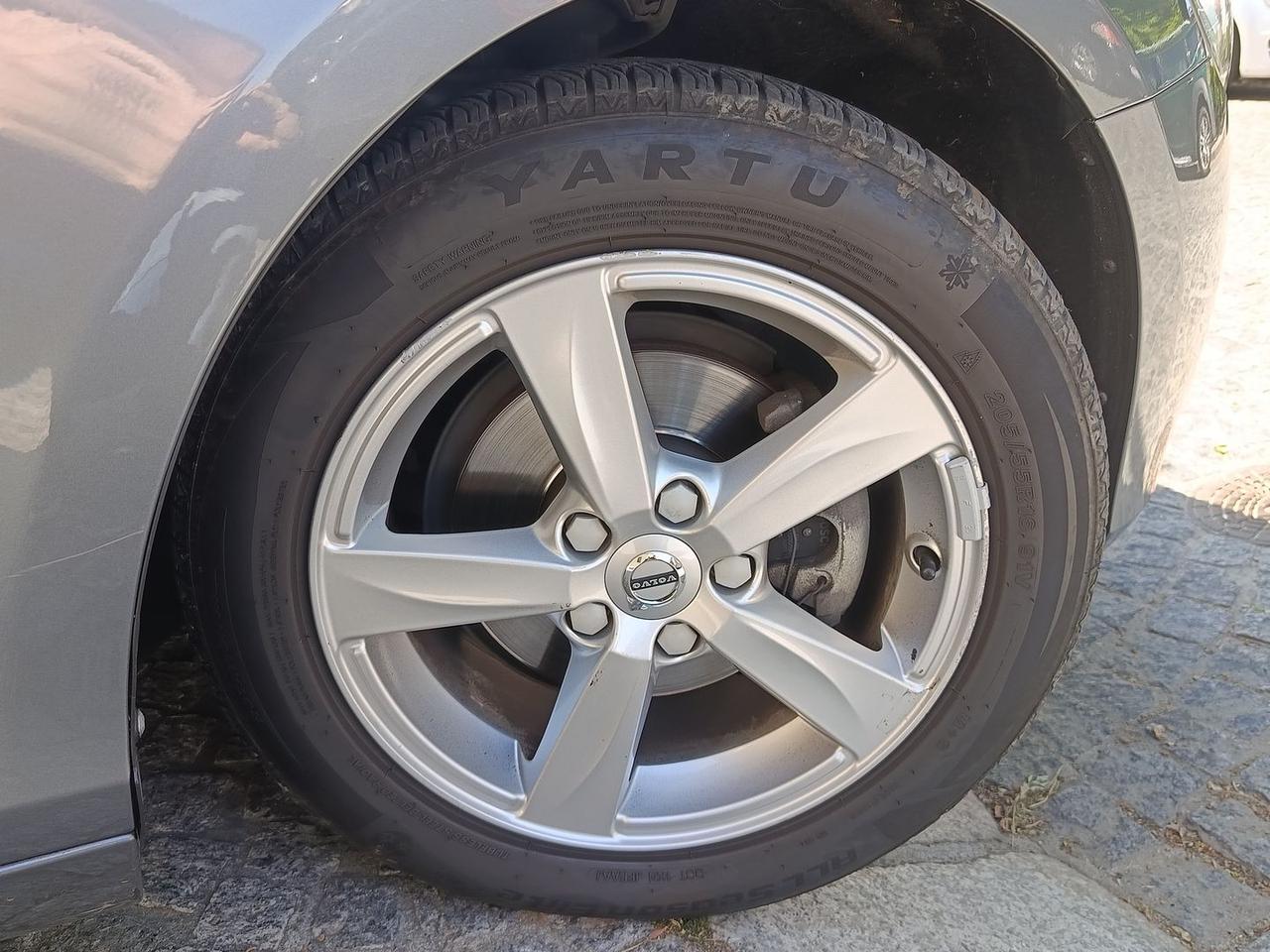 Volvo V40 Business 2.0 D2 #10316