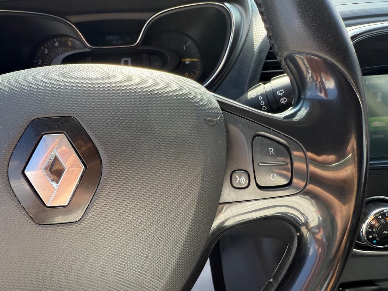 Renault Captur 1.5dCi 90CV Energy R-Link*NEOPATENTATI