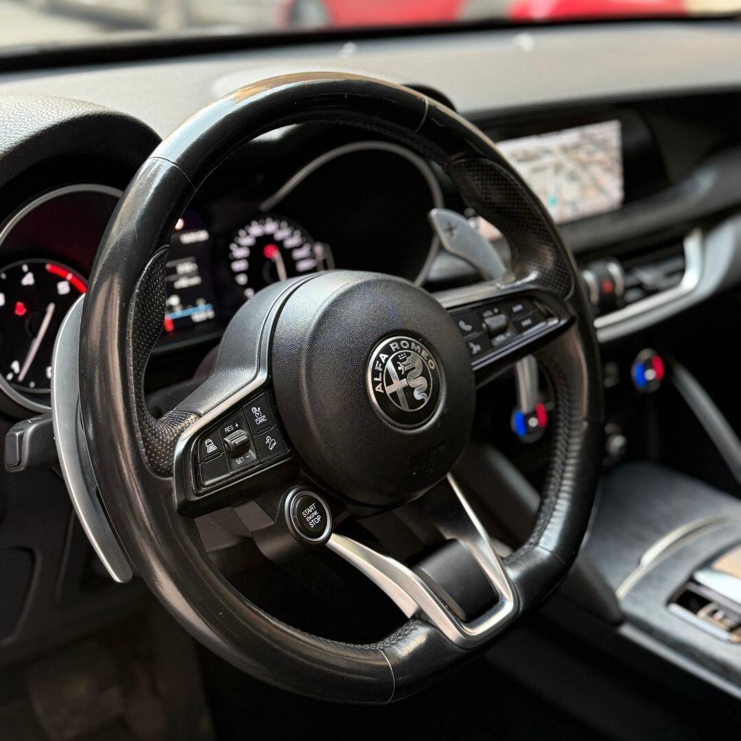 Alfa Romeo Stelvio 2.2 Turbodiesel 190 CV AT8 RWD Executive