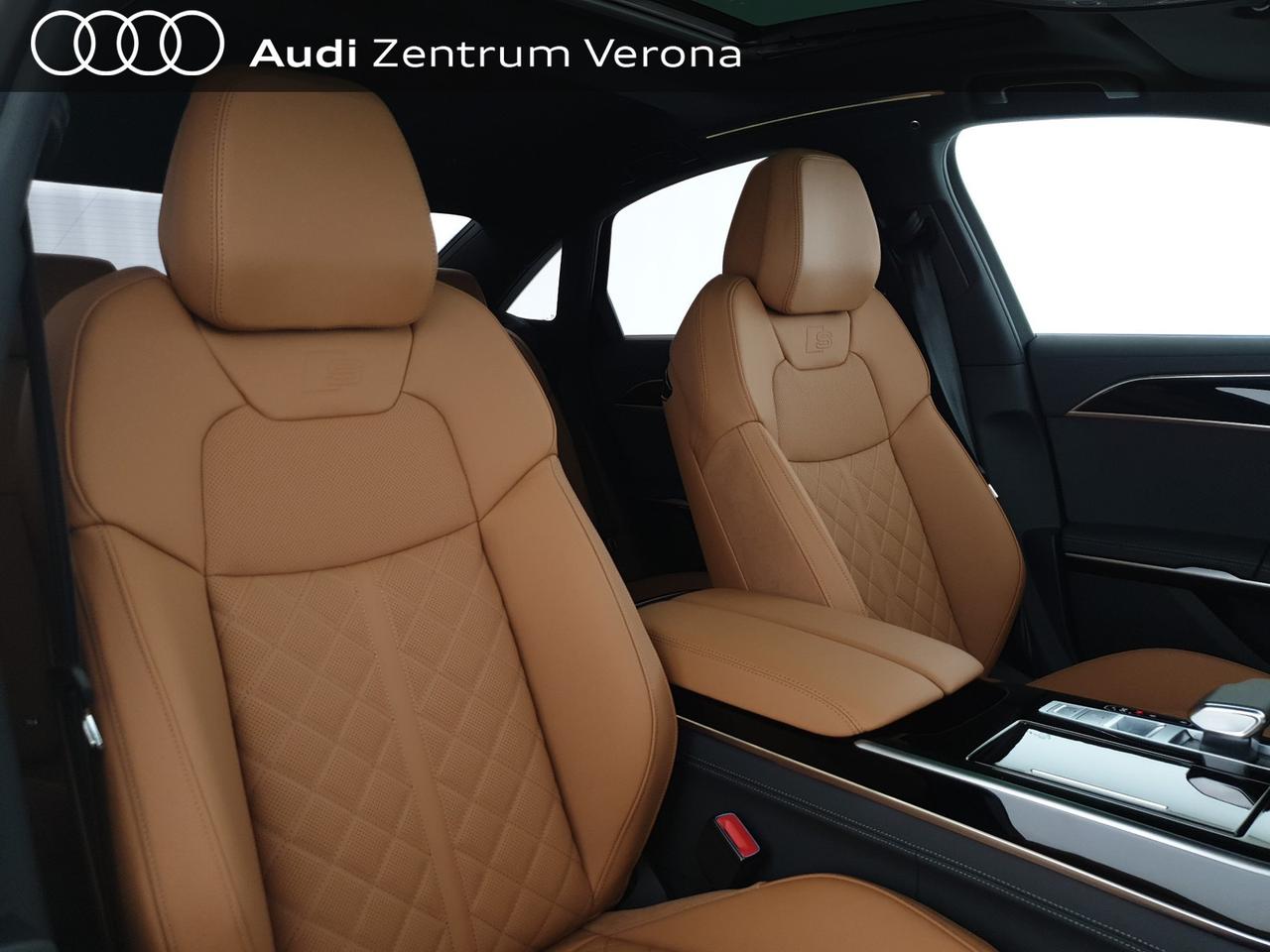 4.0TFSI 571CV quattro tiptronic Sport Attitude