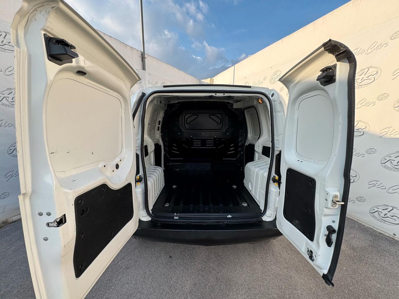 Fiat Fiorino 1.3 MJT 95CV Cargo