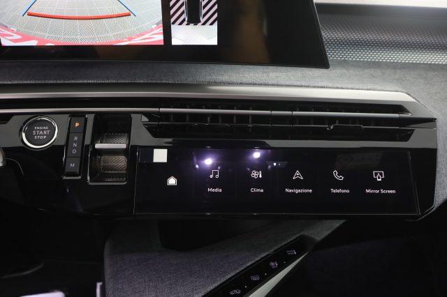 PEUGEOT 5008 3ª serie Hybrid 145 e-DCS6 GT