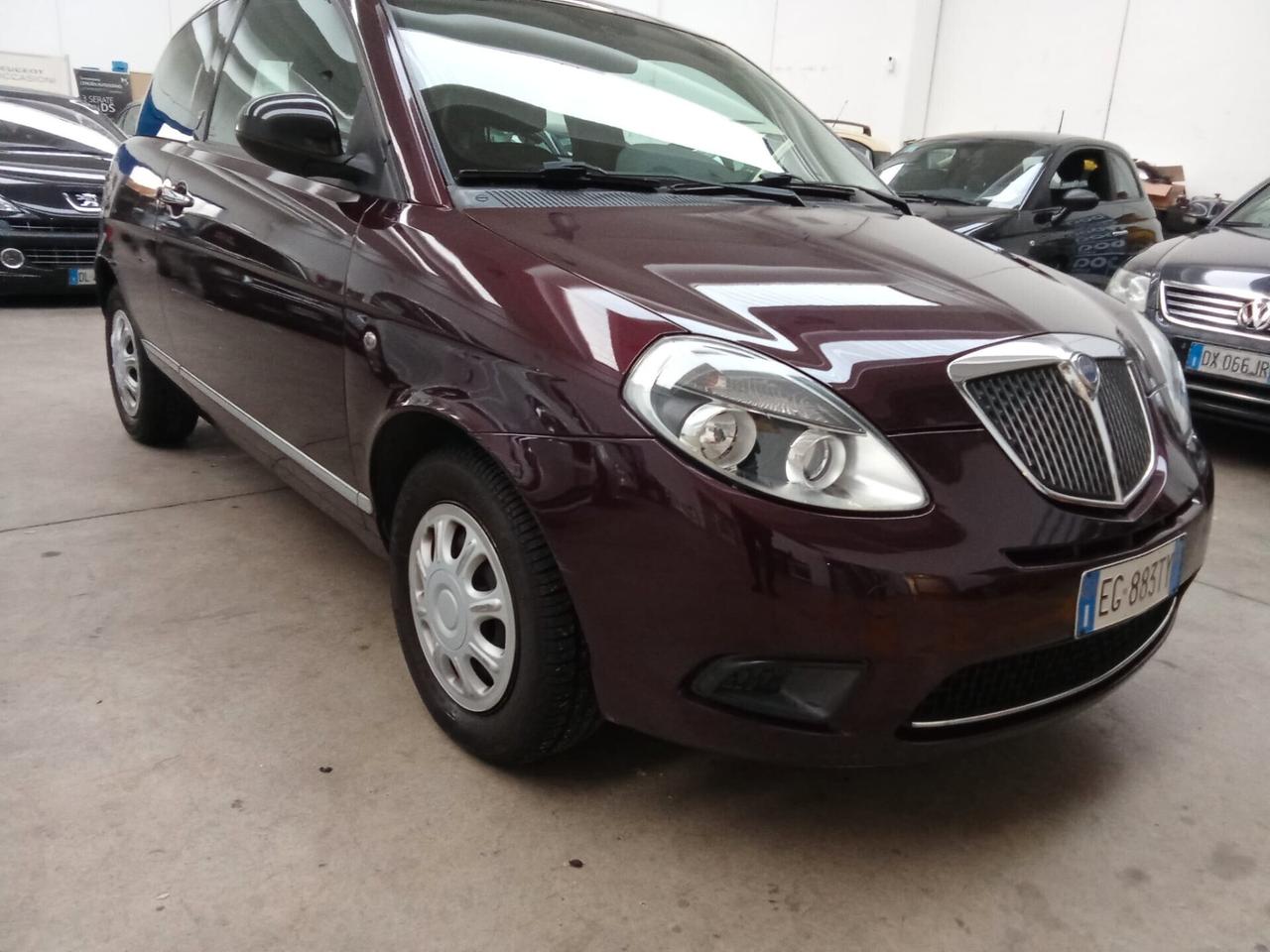 Lancia Ypsilon 1.2 69 CV Diva. / NEOPATENTATI