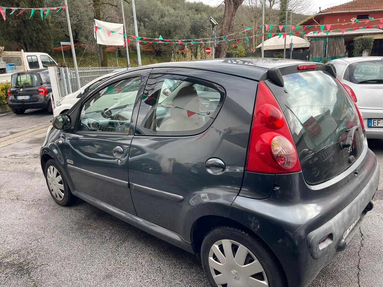 Peugeot 107 1.0 68CV 5p. Desir