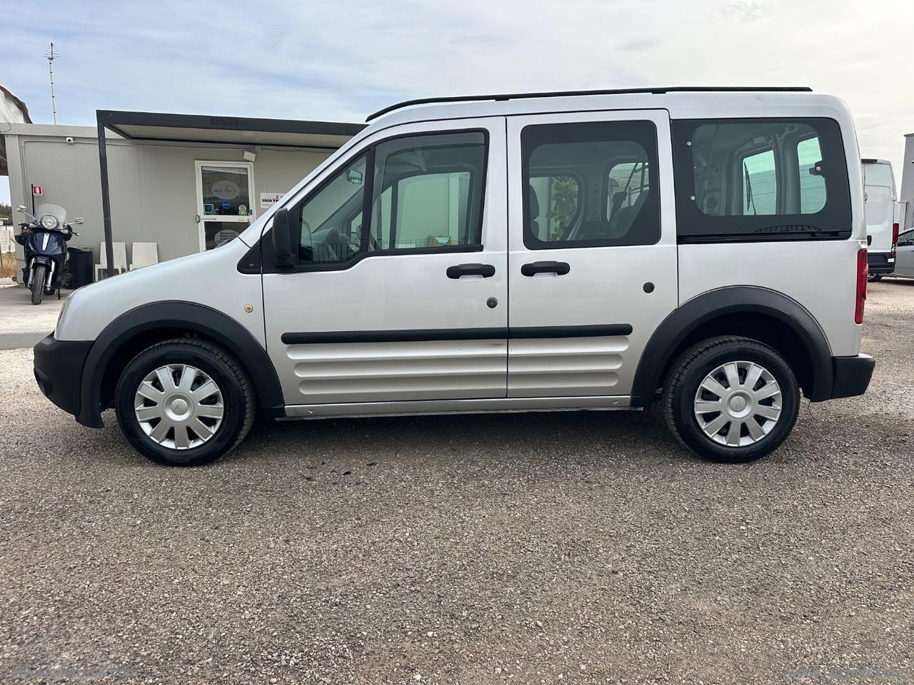 TOURNEO CONNECT N1 5 POSTI