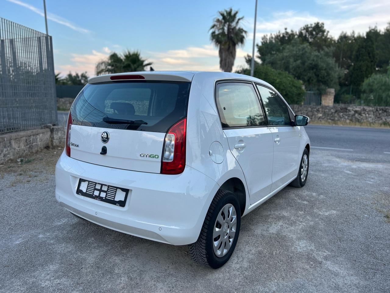 Skoda Citigo 1.0 68 CV 5 porte Ambition-2013