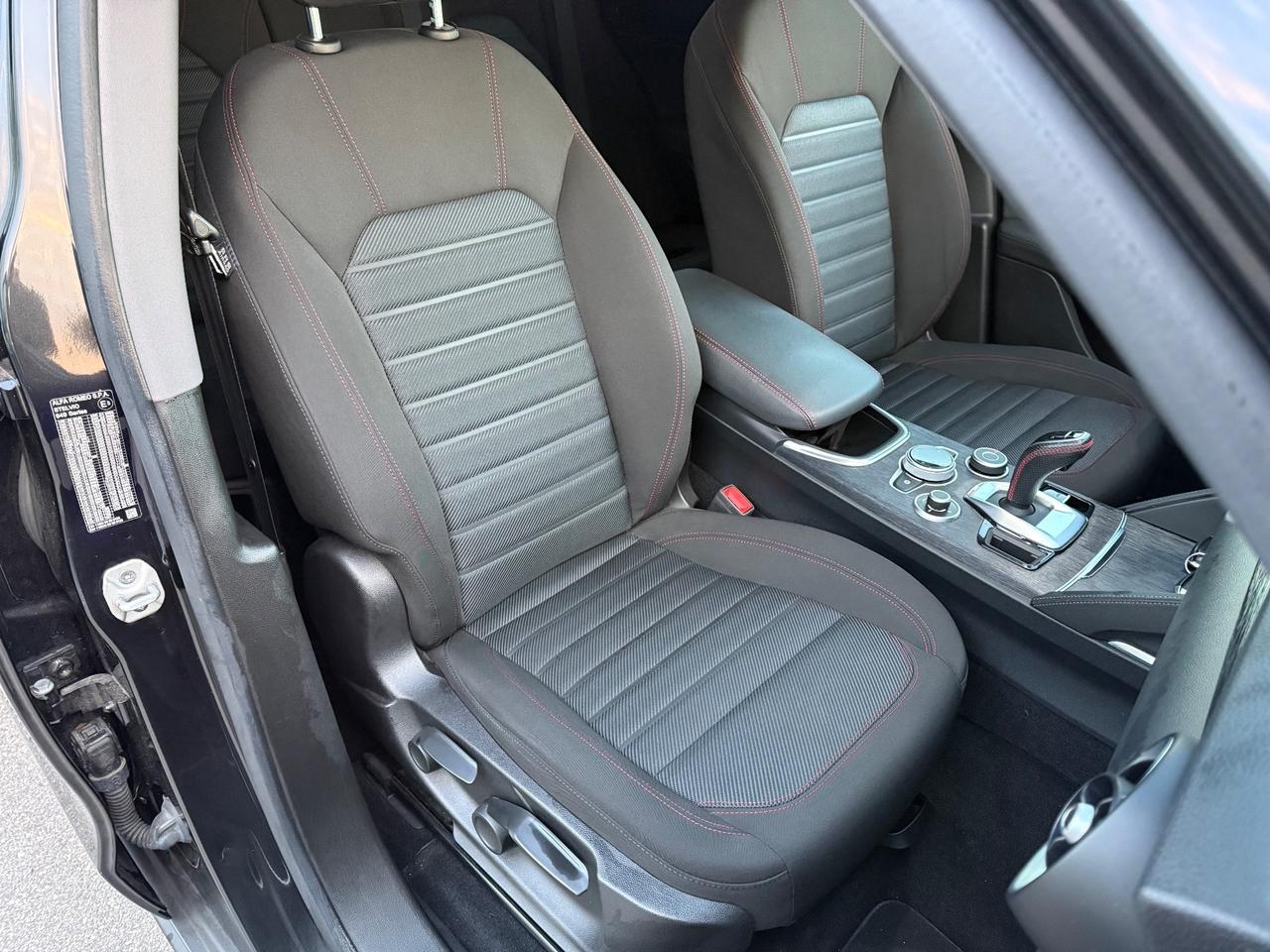 Alfa Romeo Stelvio 2.2 190 CV AT8 Q4 Rosso Edizione