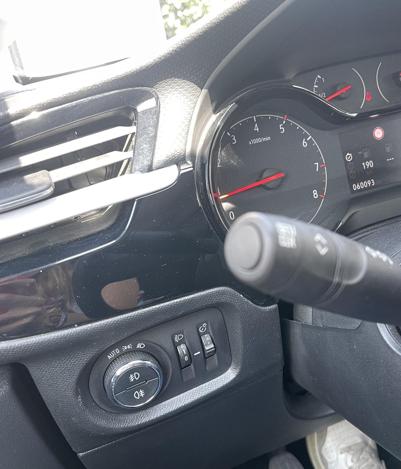 Opel Corsa 1.2 Edition NEOPATENTATI