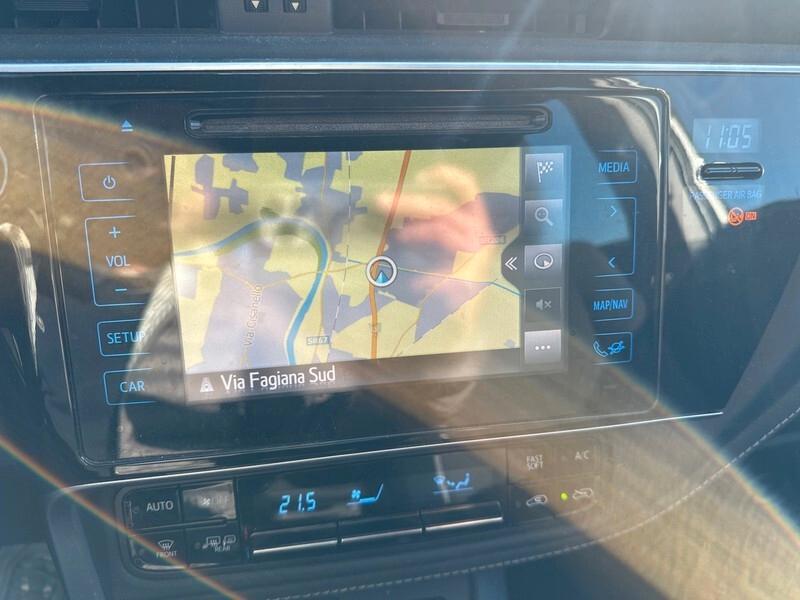 Toyota Auris Touring Sports 1.8 Hybrid Lounge