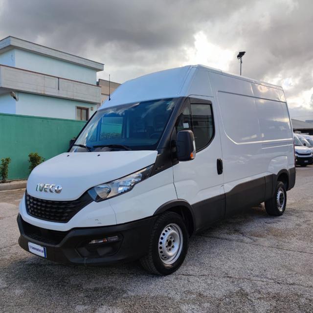 IVECO DAILY 35S12 VH2 FURG.PASSO MEDIO/CORTO 3 PTI-2020