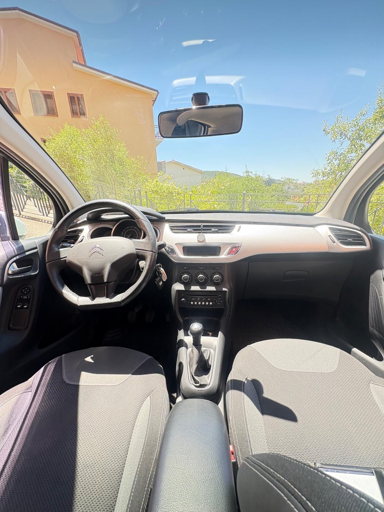 Citroen C3 1.2 VTi 82CV Van Attraction