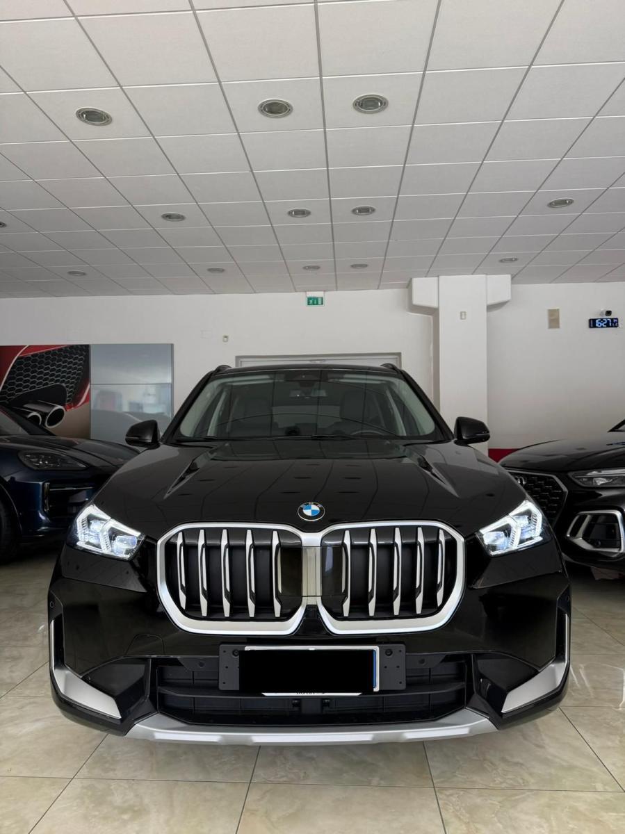 BMW - X1 - sDrive 18d xLine