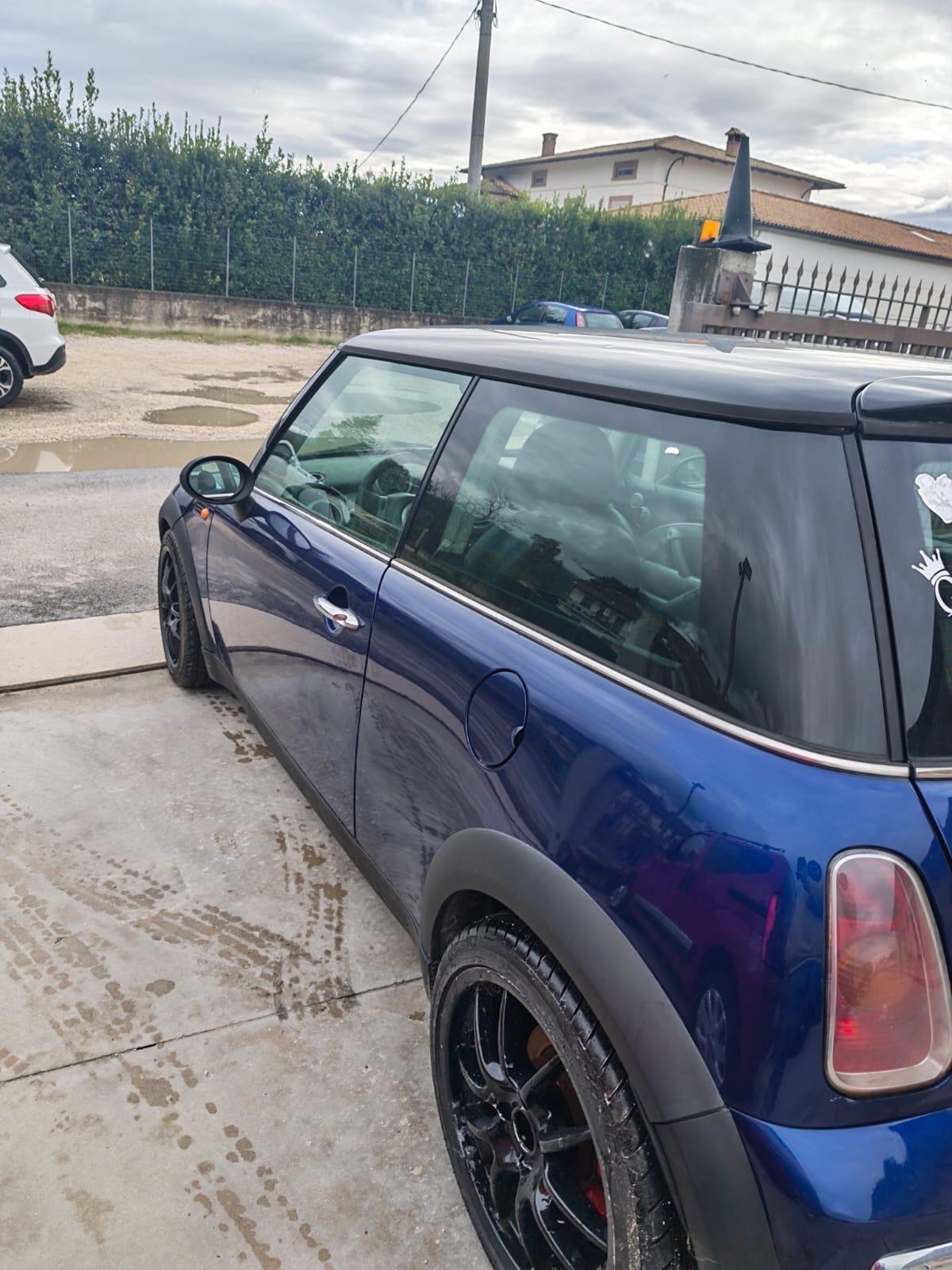 Mini 1.6 16V One de luxe 116 XV gpl