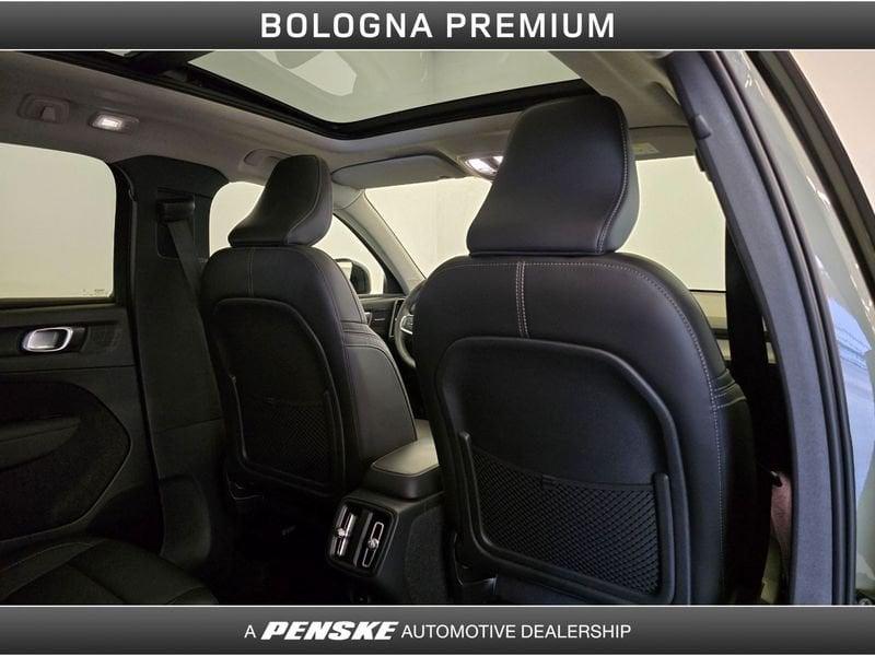 Volvo XC40 XC40 B4 AWD automatico Ultimate Dark