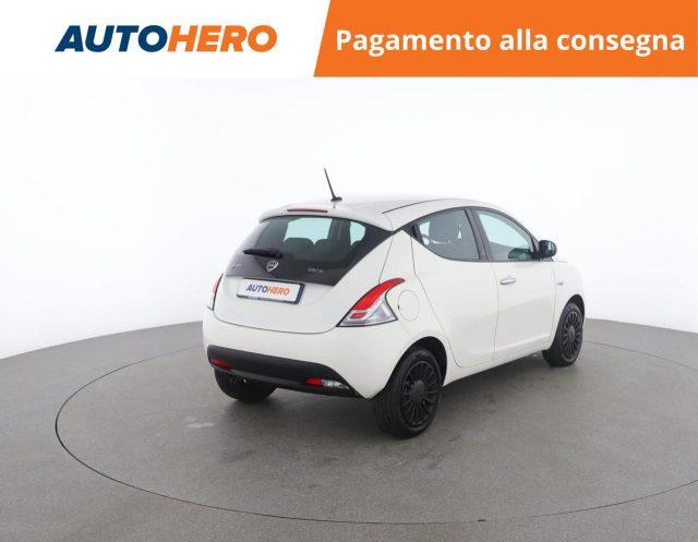 LANCIA Ypsilon 1.0 FireFly 5 porte S&S Hybrid Ecochic Silver