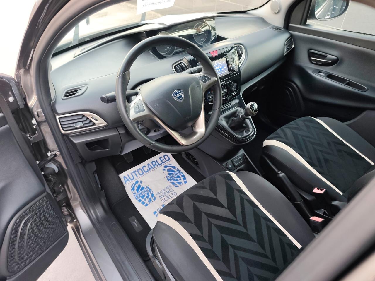 Lancia Ypsilon 1.2 BENZINA KM 56000