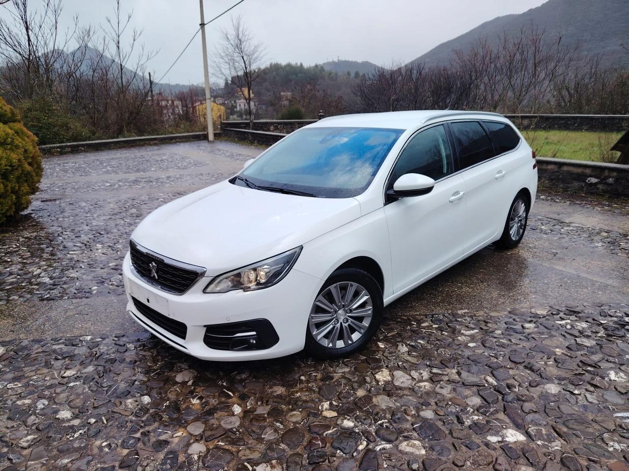 Peugeot 308 BlueHDi 130Cv Iva Compresa-Gancio Traino-1Propr-Retrocamera