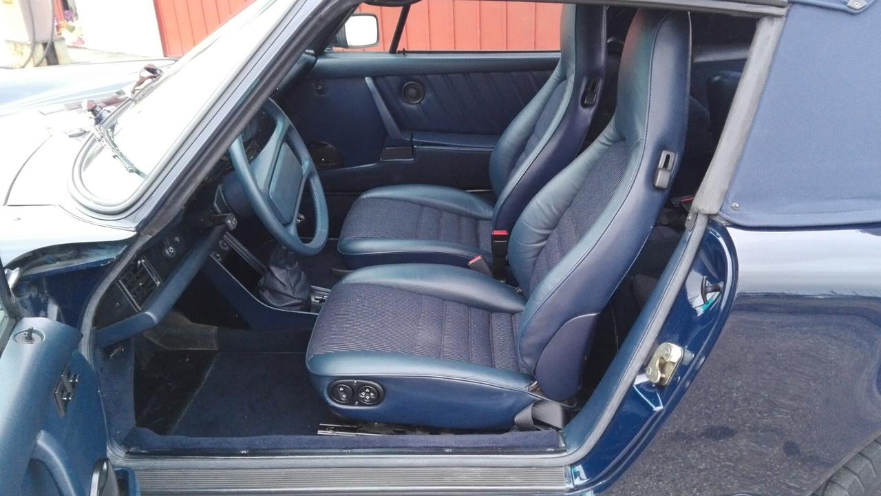 Porsche 911 Carrera 3200 Cabriolet del 1986