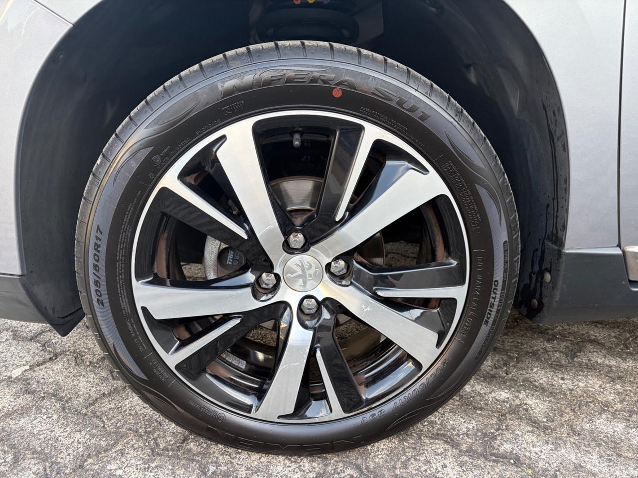 Peugeot 2008 1.6 e-HDi 92 CV Allure - Unico proprietario