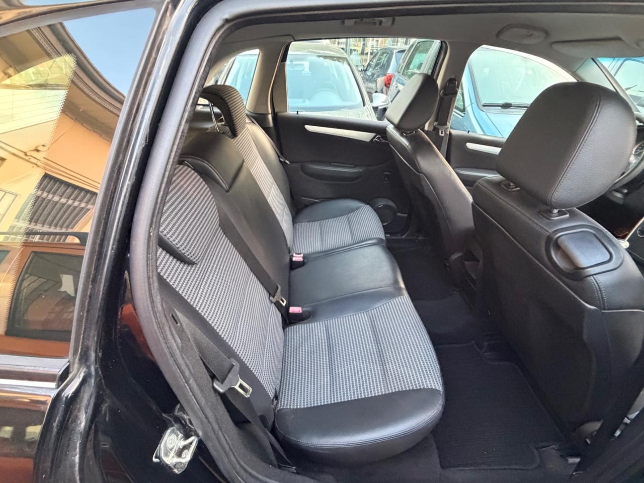 Mercedes-benz B 200 CDI Sport