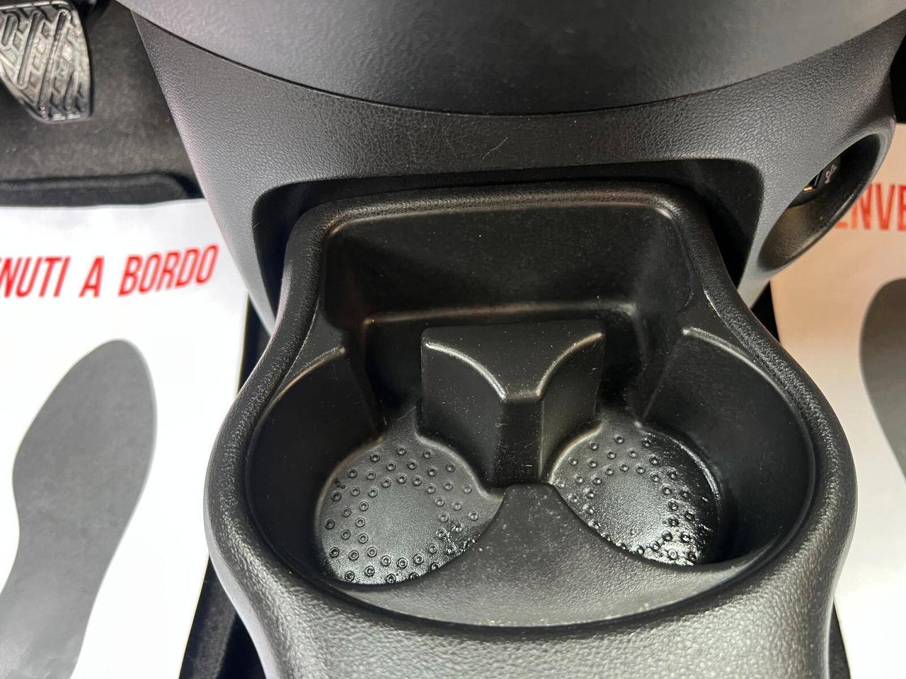 Nissan Micra 1.2 12V 5 porte Tekna