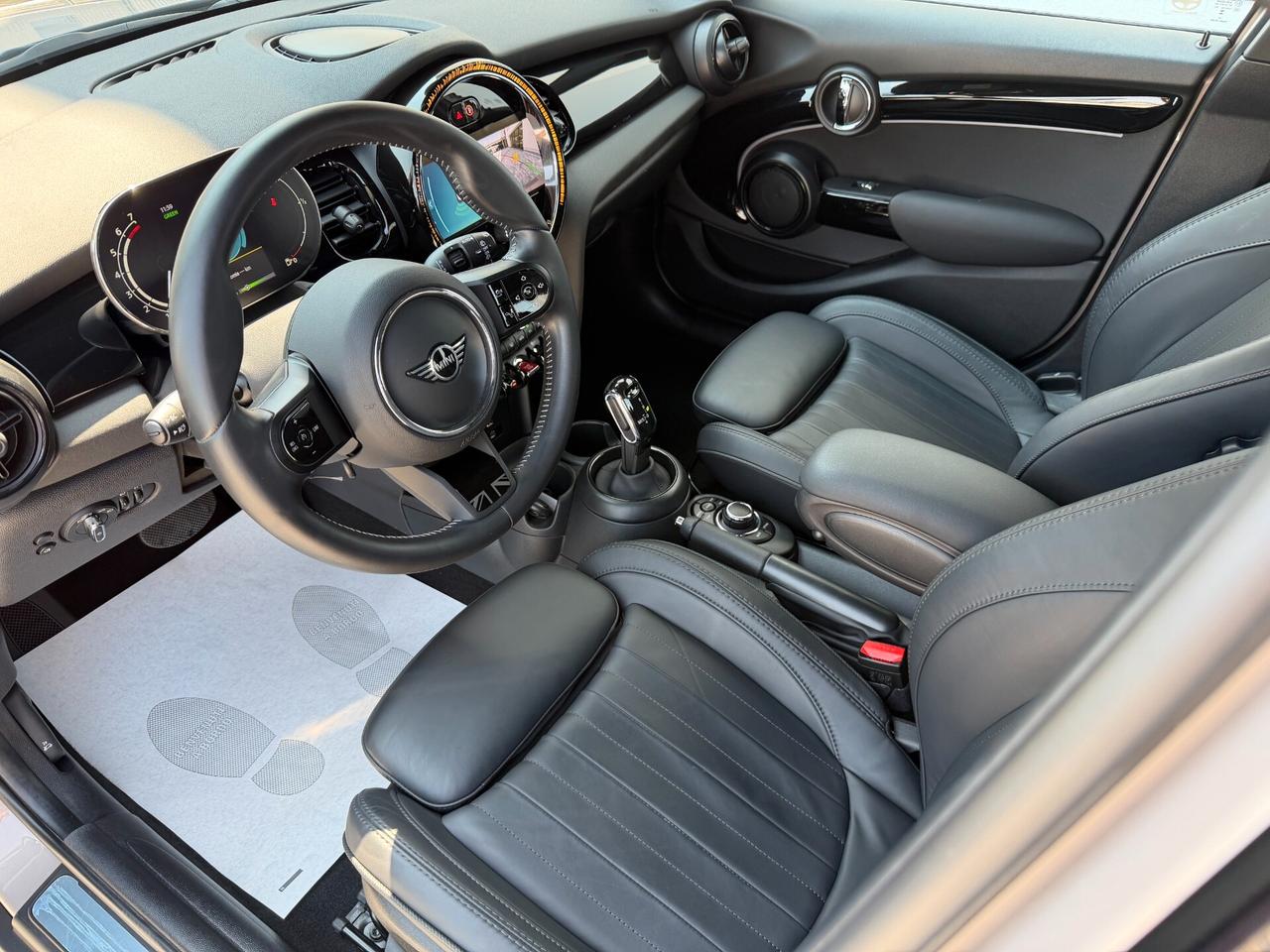 Mini 1.5 Cooper Yours Trim