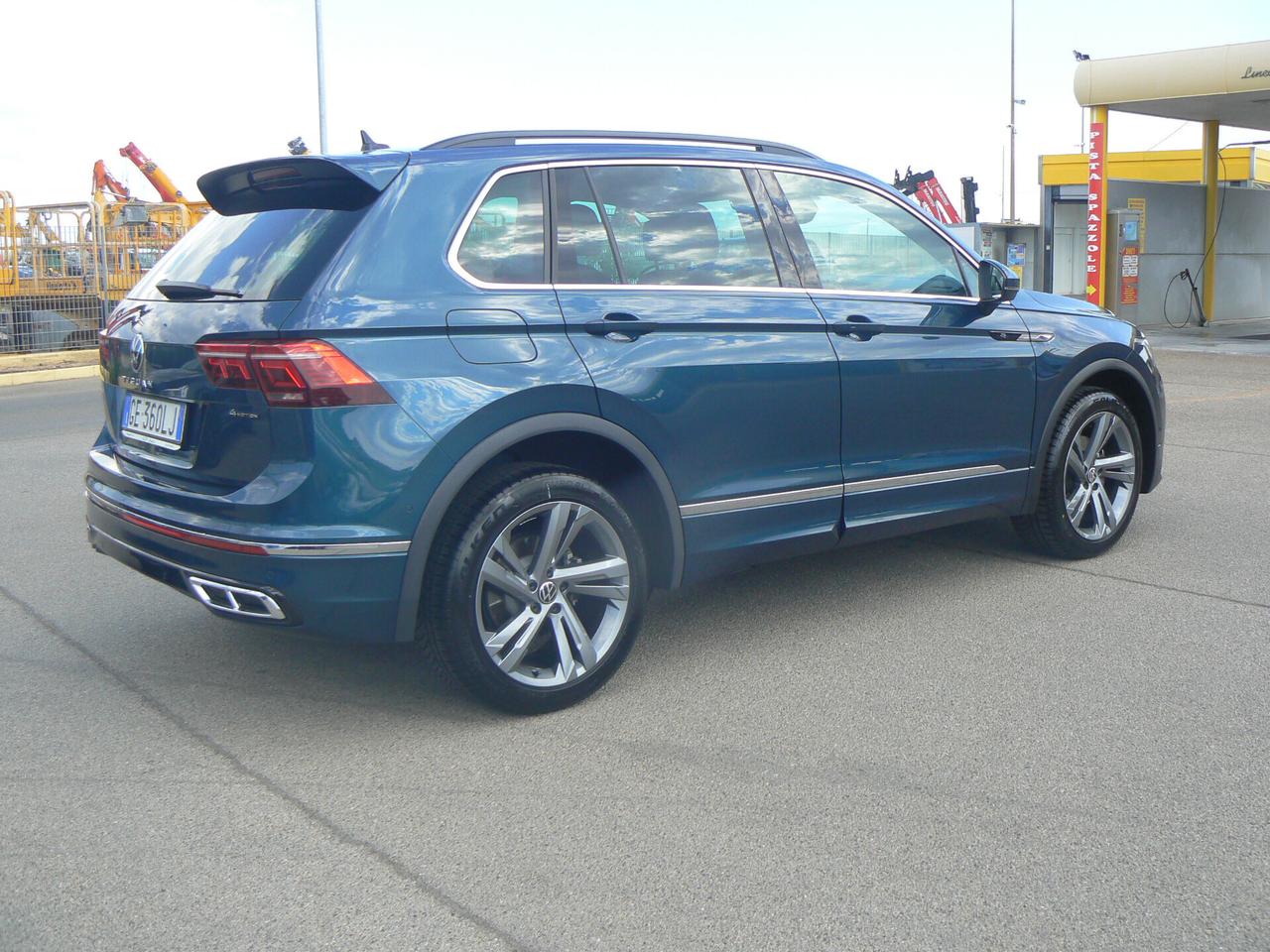 Volkswagen Tiguan 2.0 TDI 150 CV SCR DSG 4MOTION R-Line