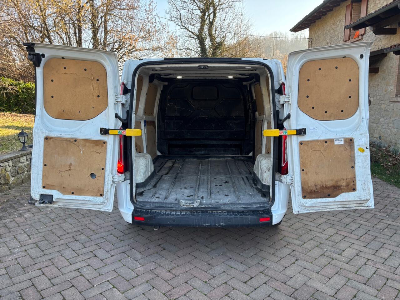 Ford Transit Custom 280 2.0 EcoBlue Hybrid 130 PC Furg. Titanium