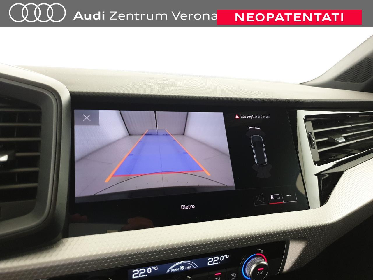Allstreet 30TFSI 116CV S tronic Identity Contrast