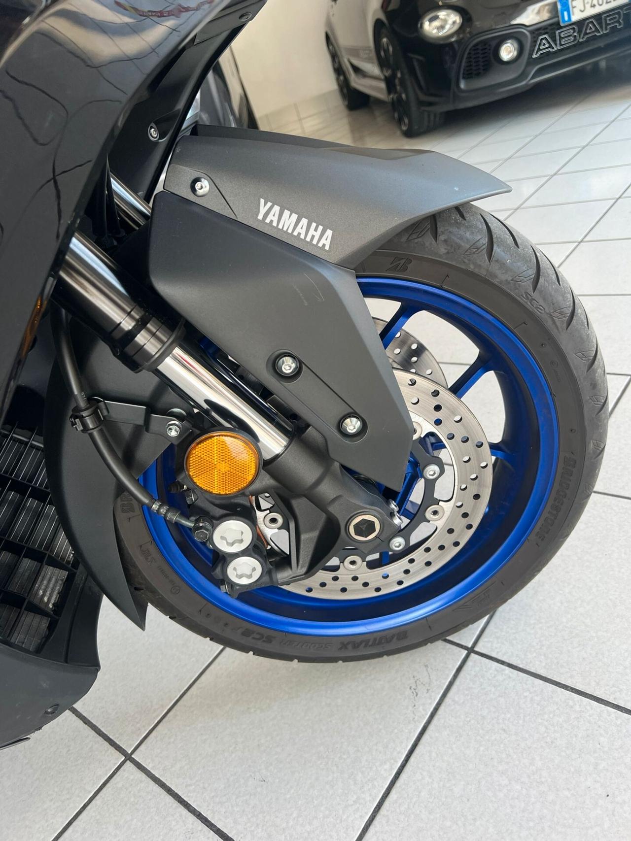 Yamaha TMAX 560