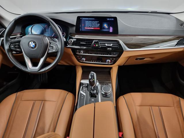 BMW 520 d xDrive Touring Luxury