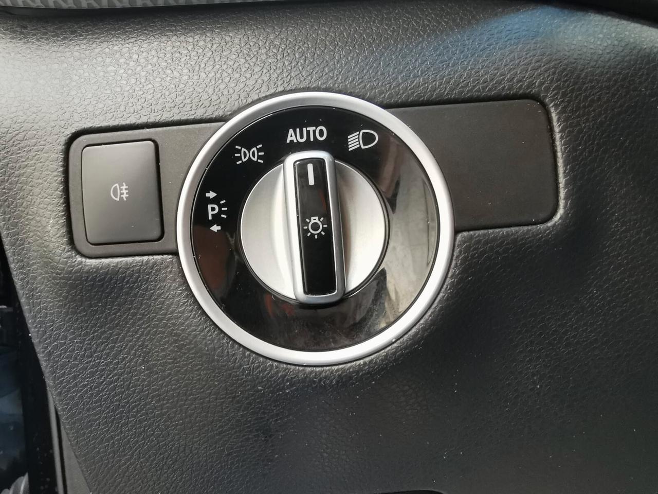 Mercedes-benz B 180 BlueEFFICIENCY Prem. TETTO/NAVIG