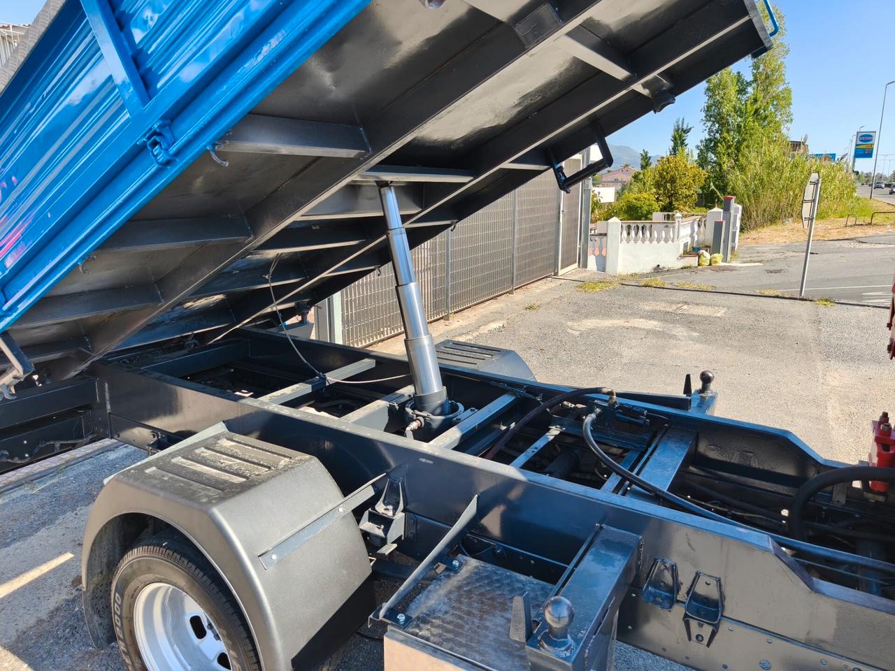 Iveco Daily 35 C15 Ribaltabile + Gru - 2013