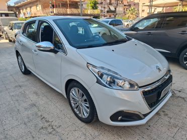 Peugeot 208 - 1.6 100 CV NAVIGATORE | LED