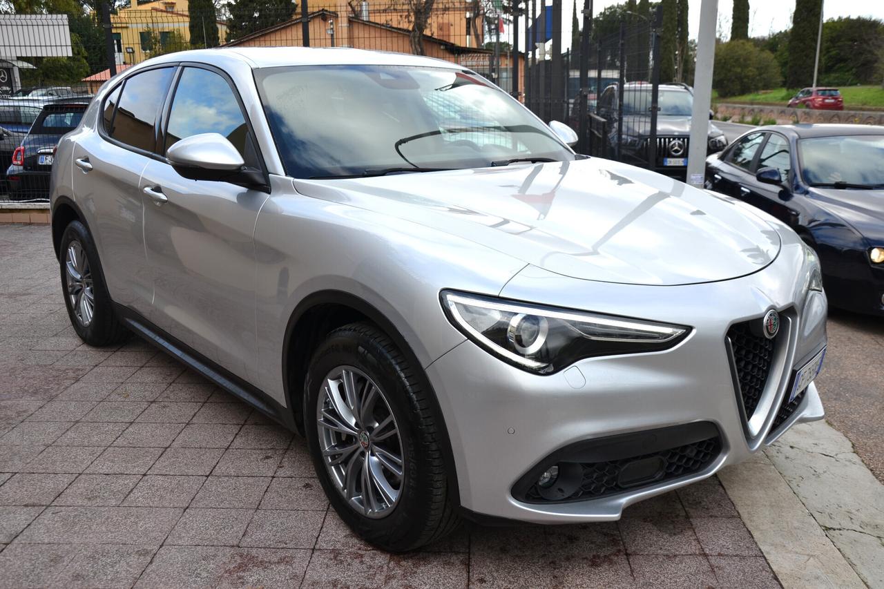 Alfa Romeo Stelvio 2.2 160CV AT8 *FULL LED+NAVI+PDC+RCAM+F1+PRIVACY*