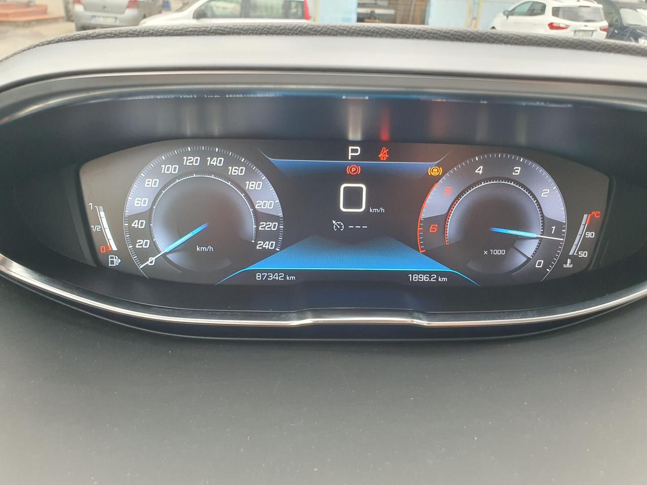 Peugeot 3008 BlueHDi 130 S&S Allure