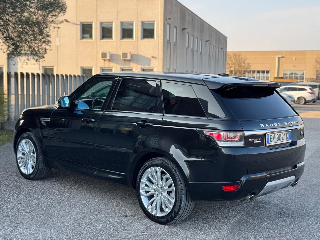 Land Rover RR Sport 3.0 TDV6 HSE Dynamic