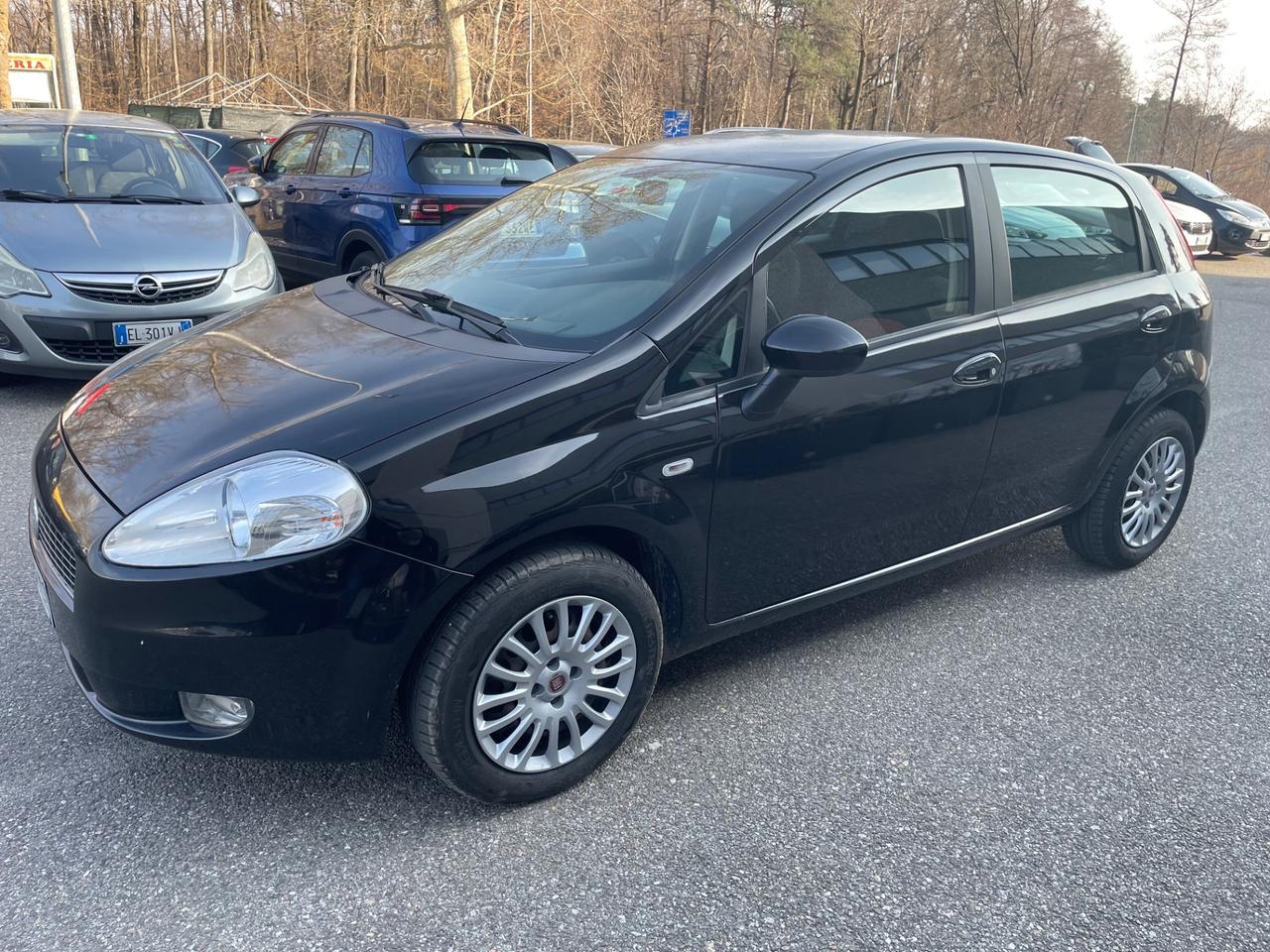 Fiat Grande Punto Grande Punto 1.4 Starjet 16V*Neopatentati*