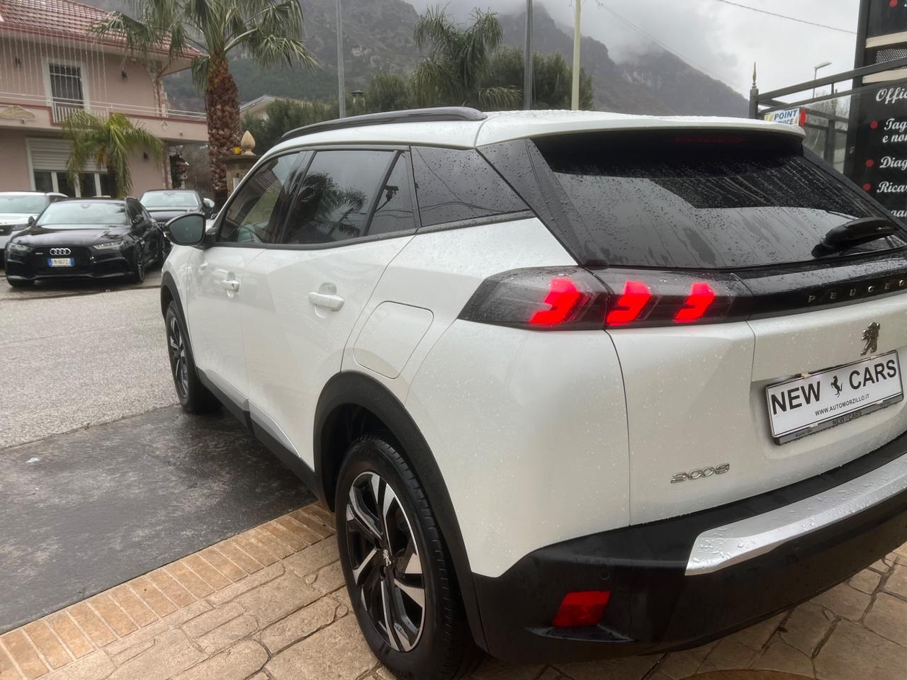 Peugeot 2008 BlueHDi 130 S&S EAT8 Allure