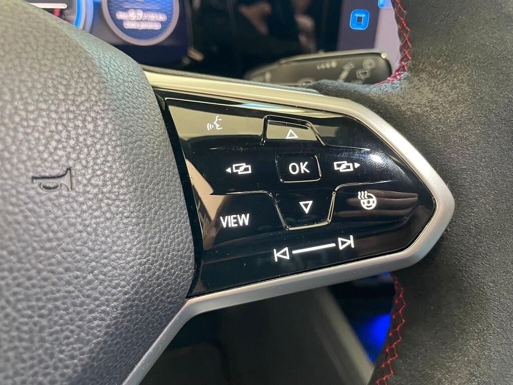 VOLKSWAGEN GOLF GTI PERFORMANCE 245cv DSG