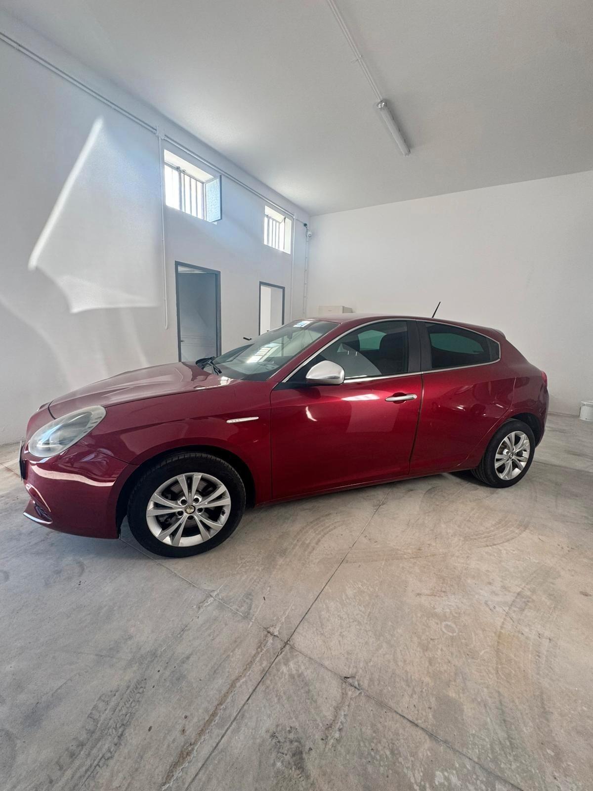 Alfa Romeo Giulietta 2.0 JTDm-2 140 CV