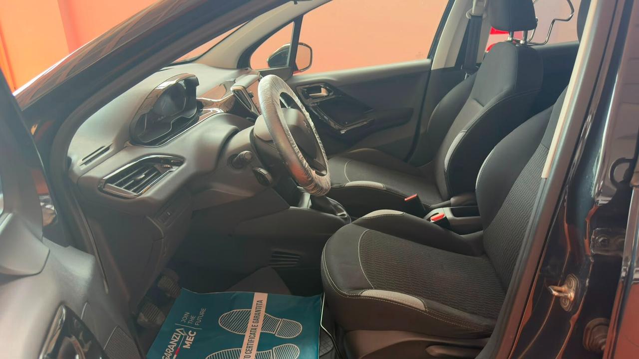 Peugeot 208 PureTech 82 5 porte Allure