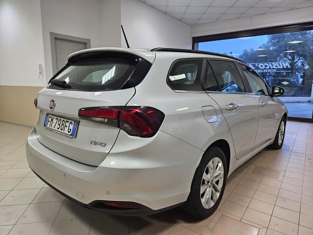 Fiat Tipo 1.3 MJT SW Lounge