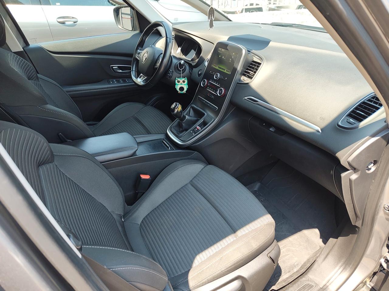 Renault Scenic 7 POSTI 1.5DCI NEOPATENTATI E6