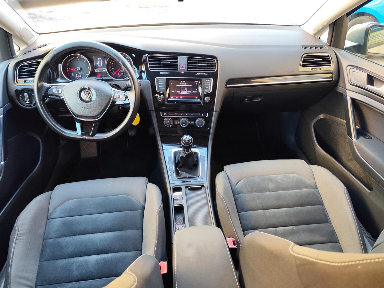 Volkswagen Golf Business 1.6 TDI 5p. Highline BlueMotion Technology