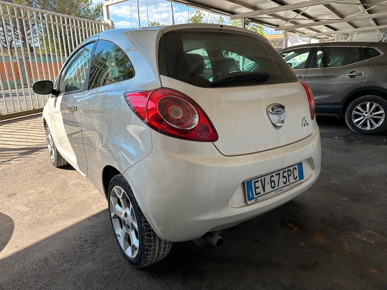 Ford Ka Ka+ 1.2 8V 69CV Titanium
