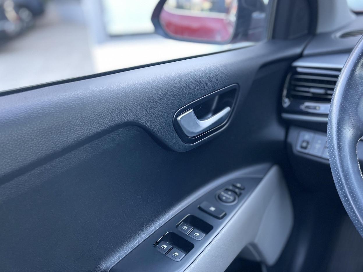 Kia Stonic 1.0 T-GDi 120CV E6 Neo. Automatica - 2018