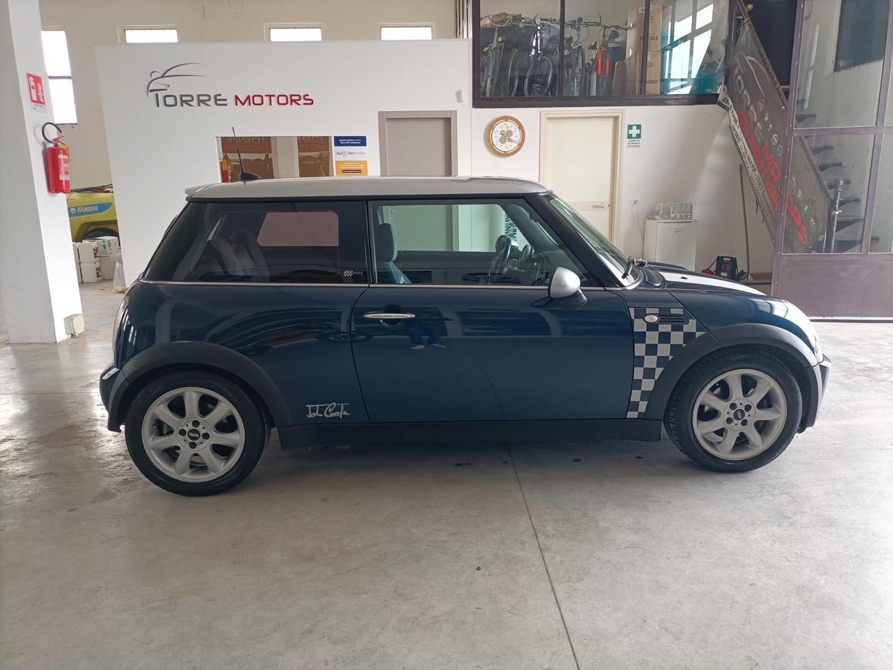 Mini 1.6 16V CV 116 Cooper Checkmate 11/2005